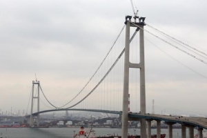 시민 첫 대면 하기도 전에 불화의 씨앗 된 울산대교