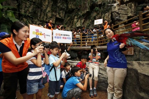 소외층 아이들 창의력 ‘쑥’… 임직원 신뢰도 ‘쑥’