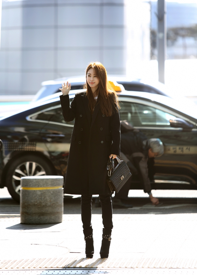한예슬 공항패션