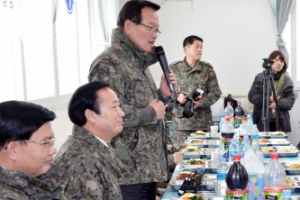 정의화 국회의장 설 전 국군장병 위문