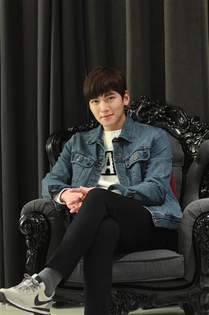 지창욱 글로리어스 엔터테인먼트 제공