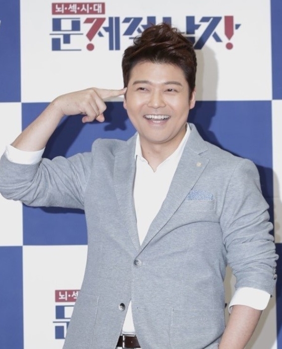 뇌섹남 전현무. CJ E&M 제공