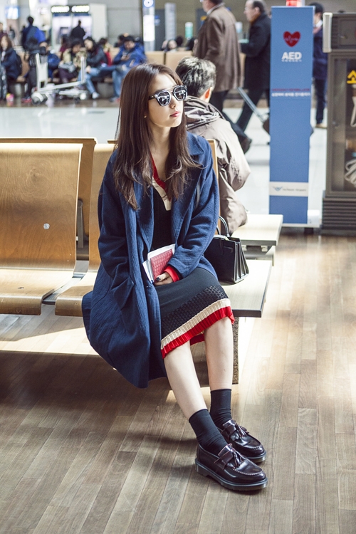 박신혜 발랄하면서 시크함 갖춘 매력적인 공항패션.<br>사진제공=인스타일