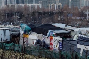 출구 보이는 구룡마을 개발 갈등