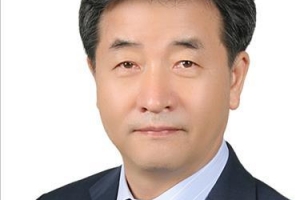 “노조는 암적인 요소” 전 연합뉴스 사장 재판에