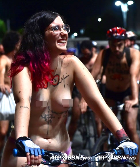 세계 나체 자전거 타기(the World Naked Bike Ride,WNBR) 국제 운동(international movement)