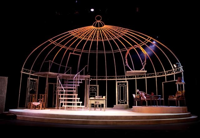 환상의 시각화… 연극‘엠 버터플라이’