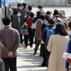 부동산 호황? 화려한 통계, 그 뒤의 위험들