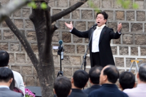 점심시간 산책길, 음악 감상의 여유