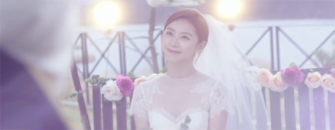 박수진 웨딩드레스