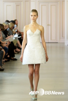 Oscar De La Renta Bridal Spring/Summer 2016 Runway Show