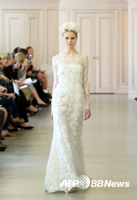 Oscar De La Renta Bridal Spring/Summer 2016 Runway Show