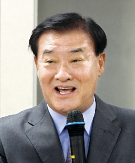 강창희 前국회의장 “내년 총선 불출마”