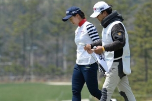 [그린에서 만난 사람] KLPGA 개막 우승 김보경과 부친 김정원씨