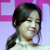 컴백 박보람, 쇼케이스서 물오른 미모 과시 ‘연예할래’