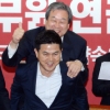 힘 얻은 김무성 ‘폭풍혁신론’… “강력한 혁신 드라이브 추진…정국 주도”