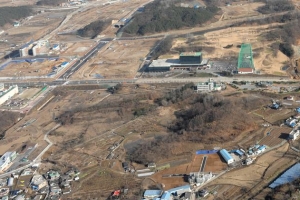 [이슈&이슈] 드라마 세트장 무산 시끌… 원주시 “옛 원주여고와 교환하자”