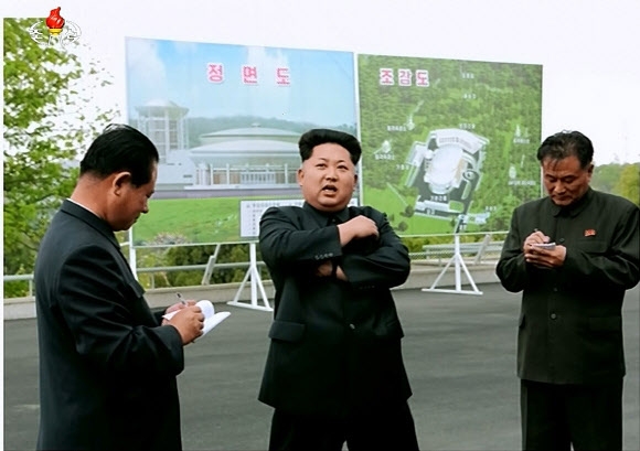 북한, 새 로켓 발사 지휘소 완공
