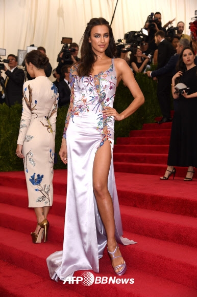 이리나 샤크 Irina Shayk
