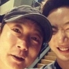 ‘SNL코리아’ 이수근 한재석 인증샷 공개… “방송 끝나도 계단에서 울어”