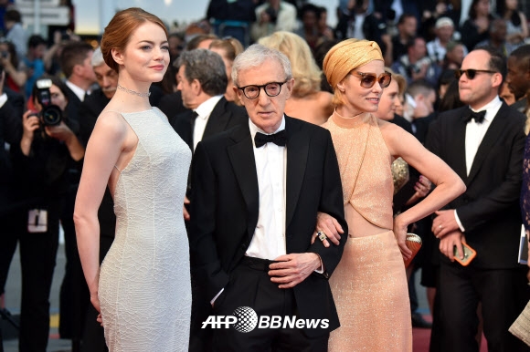 엠마 스톤, 우디 앨런, 파커 포시