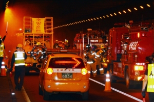 터널 내 차량화재 대비 훈련