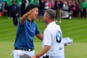 안병훈, BMW PGA 승리 “엄마, 아빠, 캐디와 먼저 포옹...미안...”