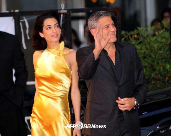 [포토] 조지 클루니, 영화 홍보는 미모의 변호사 아내와 함께