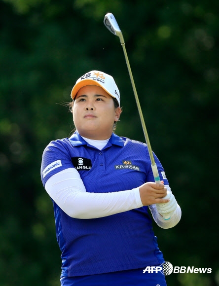 박인비, 26일(현지시간) LPGA 아칸소 챔피언십 1라운드 3번째 홀 티샷.