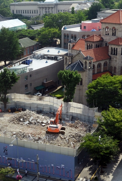 국세청 남대문별관, 시민광장으로