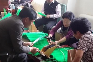 어르신은 용돈·기업은 돈 절감 ‘상생 모델’