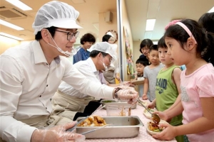 [현장 행정] ‘보육특별구’ 위해 구청장이 떴다