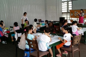 어린이 눈길 잡아야 시장이 산다