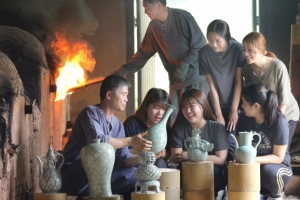 “강진 청자 이렇게 만들어요”