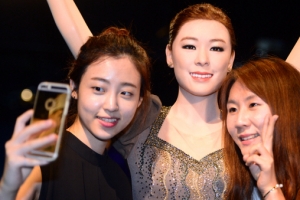 김연아와 배용준… 한류스타 밀랍인형으로 만나요