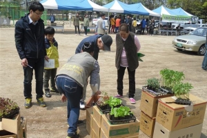 [서울은 지금…흙에 살어리랏다] 노원구 ‘상자 텃밭’ 분양