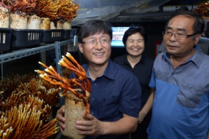 ‘뚝심 일꾼’ 찾아낸 ‘뚝심 구청장’