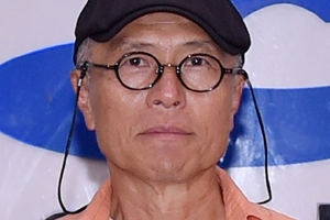 허영만 화백 고향 여수에 둥지