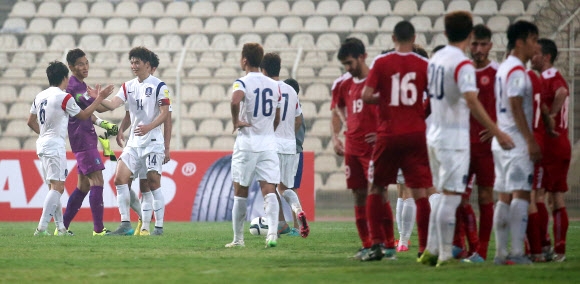 3-0으로 승리한 한국