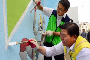 회색공장의 재탄생