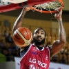 [프로농구] LG ‘원정 같은 홈경기’서 연패 탈출