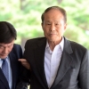 이상득 검찰 출석, 3년 만에 피의자 신분 소환…특혜 의혹에 “절대로 없다”