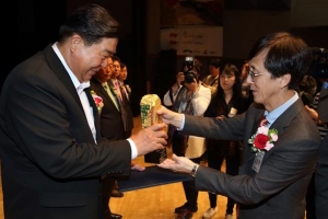 문래동에 심은 예술 꽃, 상으로 활짝 피었네