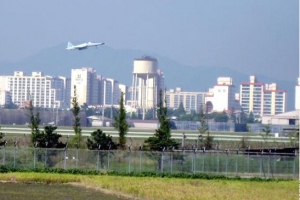 군 공항 이전 후보지 놓고 광주·전남 상생 삐그덕
