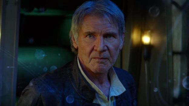 여전히 우주 밀수꾼 한 솔로로 열연하는 해리슨 포드.