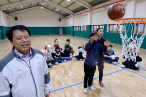 [현장 행정] 발달장애인 돕는 ‘두빛나래’서 만난 이성 구로구청장