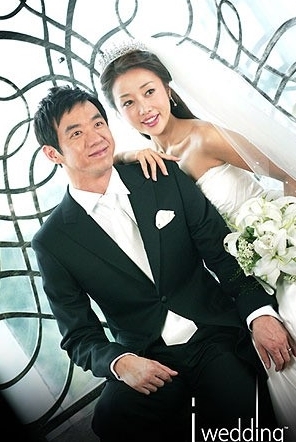 [연예 포스토리 19 윤손하] “결혼은 꼭 한국에서 하고 싶었다” 사진=i웨딩 제공