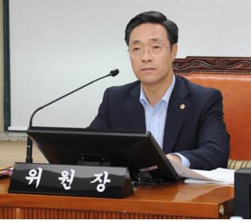 전철수 서울시의회 환경수자원위원회 위원장