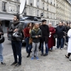 [프랑스 파리 연쇄 테러] 공포 속 시민에 “문 열어 두겠다” 대피처 제공… 잇단 헌혈 행렬