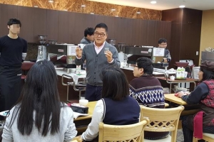 “차가운 세상, 따뜻한 커피로 녹일래요”   서툴지만 반짝반짝 빛나는 바리스타들